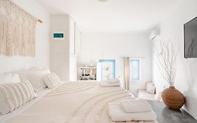 Euphoria Suites & Deluxe Studios