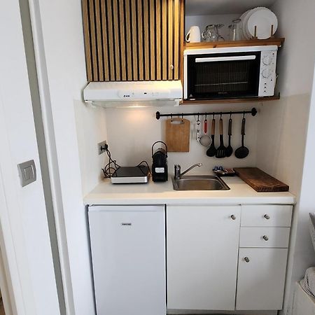 Euphoria Suites & Deluxe Studios Φηρά Εξωτερικό φωτογραφία