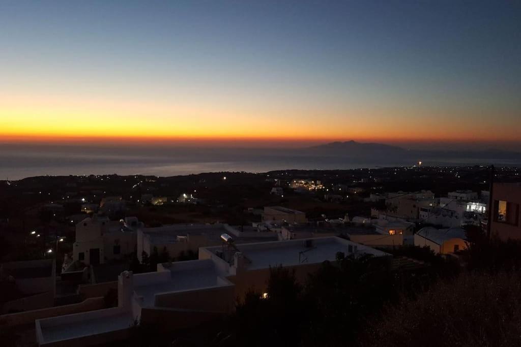 Euphoria Suites & Deluxe Studios Φηρά Εξωτερικό φωτογραφία