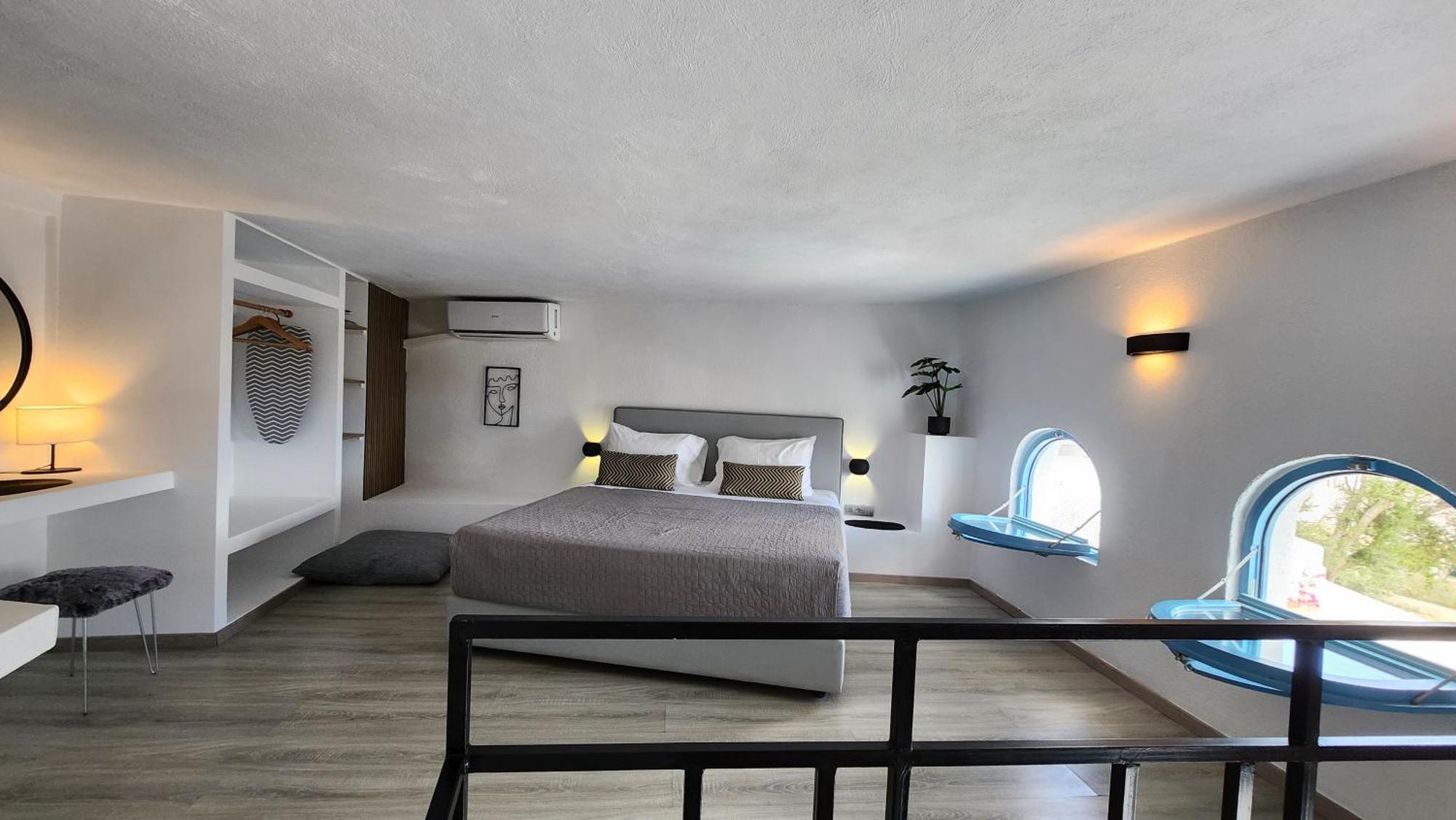 Euphoria Suites & Deluxe Studios Φηρά Εξωτερικό φωτογραφία