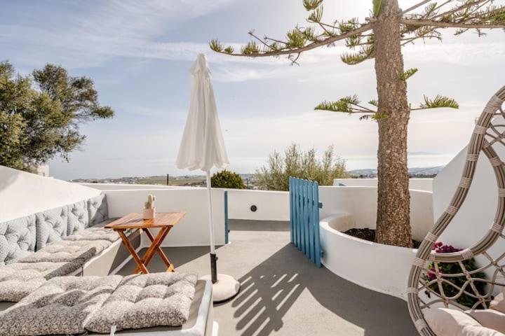 Euphoria Suites & Deluxe Studios Φηρά Εξωτερικό φωτογραφία