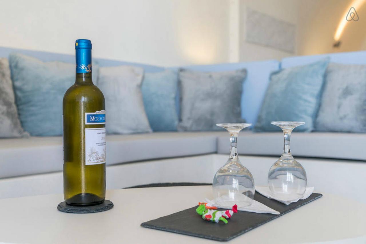 Euphoria Suites & Deluxe Studios Φηρά Εξωτερικό φωτογραφία